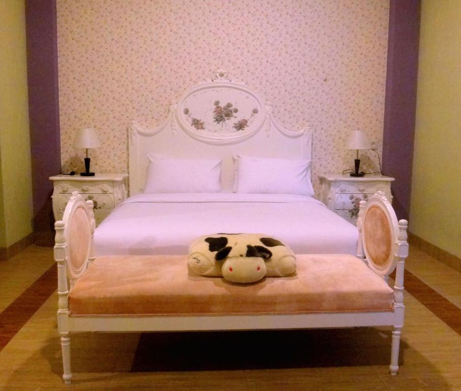 The Victoria Guesthouse Бандунг Экстерьер фото